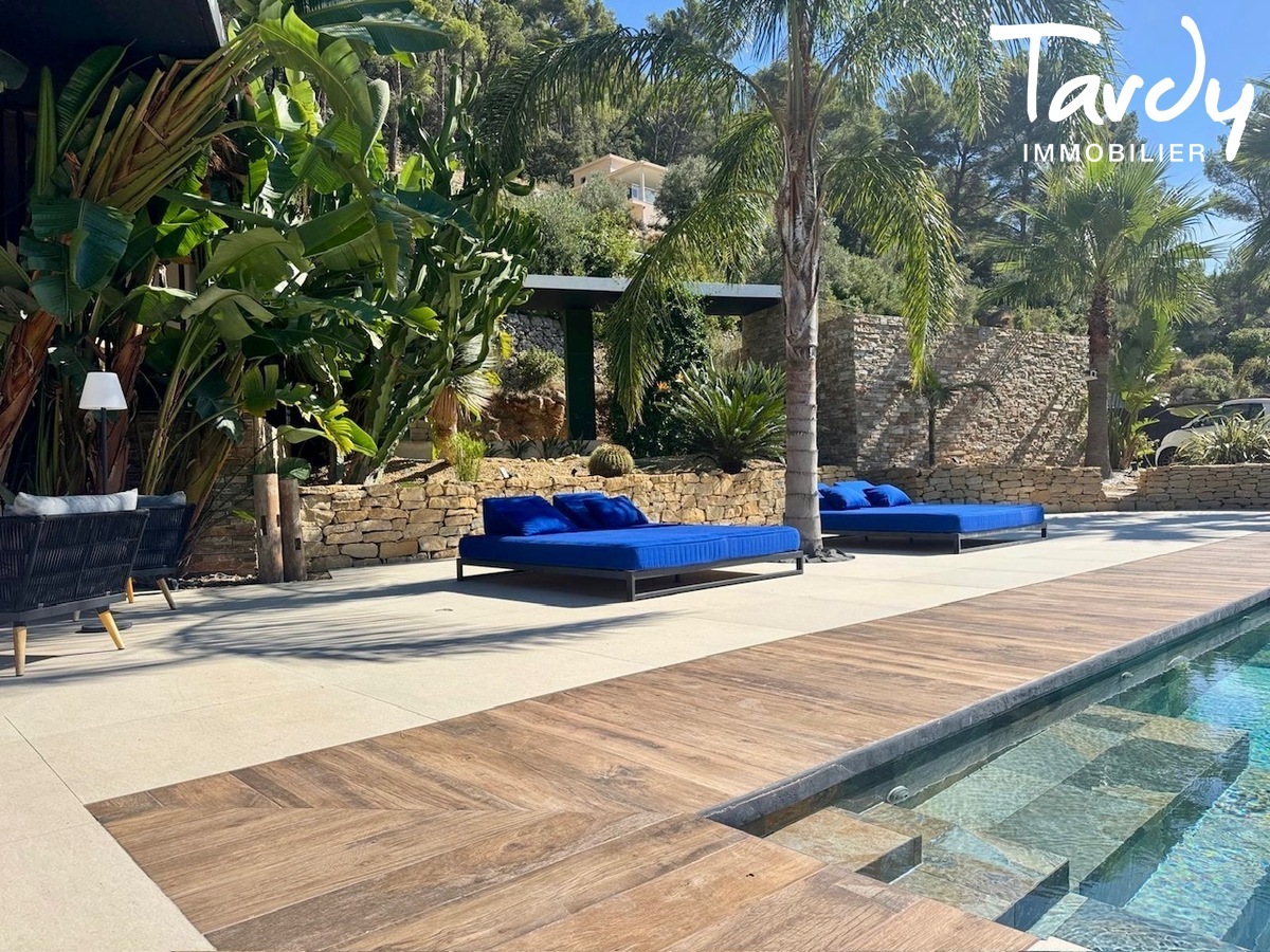Villa contemporaine - Vue d�gag�e - 83200 TOULON - Toulon
