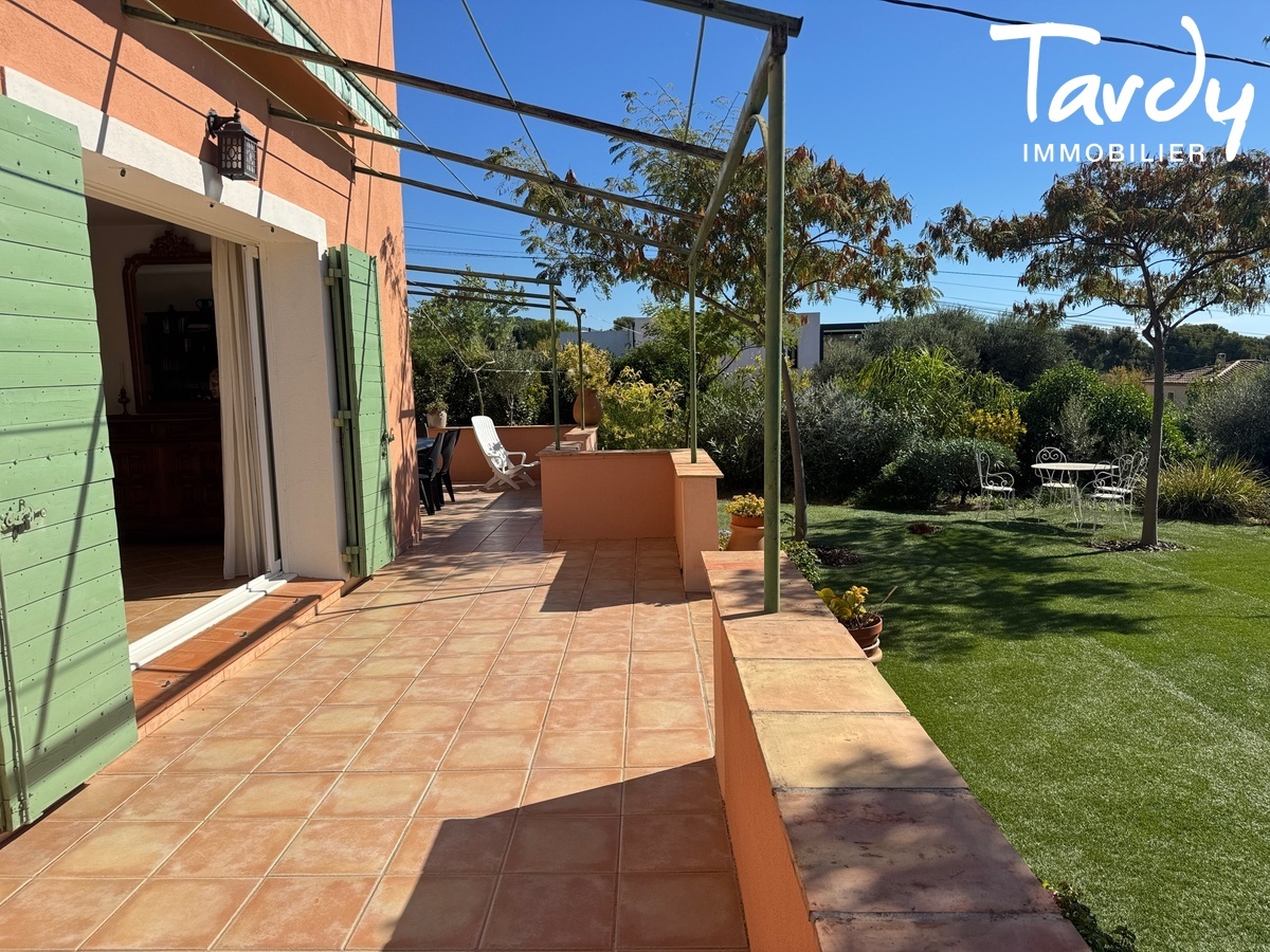 Villa plain pied, Vue mer - 83150 BANDOL - Bandol