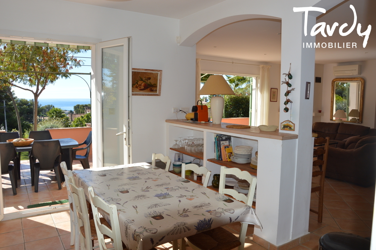 Villa plain pied, Vue mer - 83150 BANDOL - Bandol