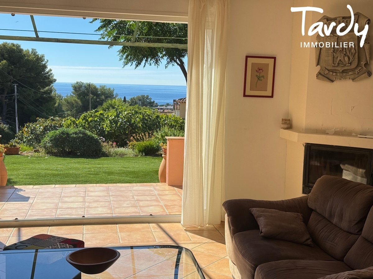 Villa plain pied, Vue mer - 83150 BANDOL - Bandol