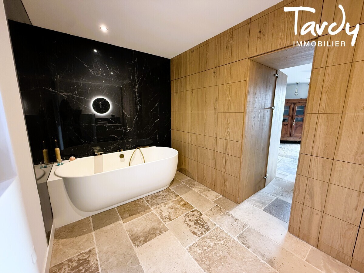 Villa entre charme provenal et art de vivre contemporain - 84480 Bonnieux - Bonnieux