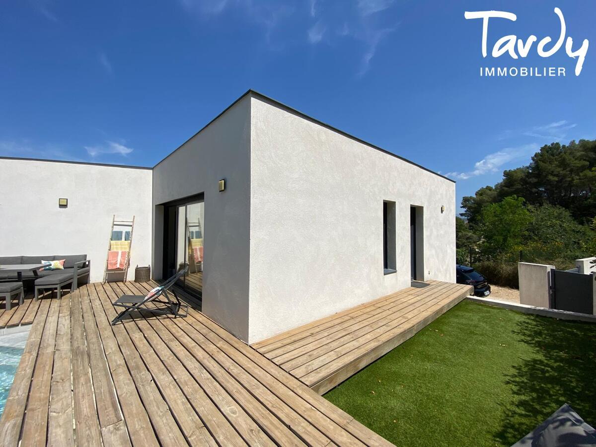 Contemporaine proche village, piscine - 83270 ST CYR SUR MER  - Saint-Cyr-sur-Mer - Maison sans entretien - St Cyr sur mer - Tardy Immobilier - 83270