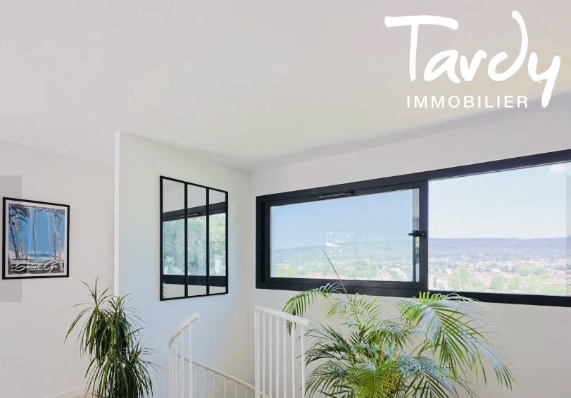 Villa contemporaine avec piscine St Cyr Sur Mer  - Saint-Cyr-sur-Mer - villa sans entretien - st cyr sur mer 83270 Tardy Immobilier