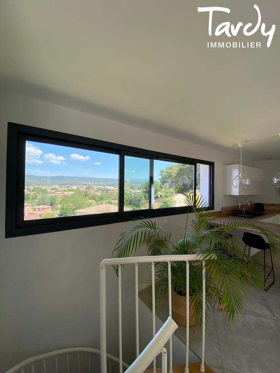 Contemporaine proche village, piscine - 83270 ST CYR SUR MER  - Saint-Cyr-sur-Mer