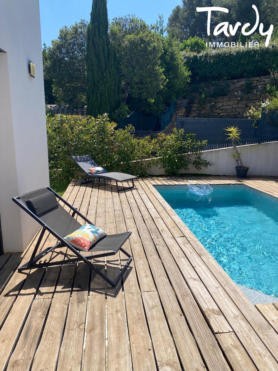 Contemporaine proche village, piscine - 83270 ST CYR SUR MER  - Saint-Cyr-sur-Mer