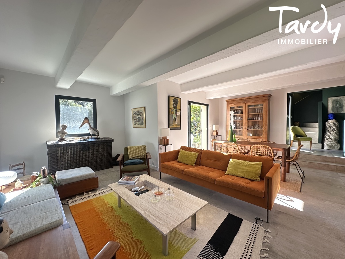 Villa de charme  la campagne - 83330 LE CASTELLET  - Le Castellet - Maison de charme Var 83 - Tardy Immobilier