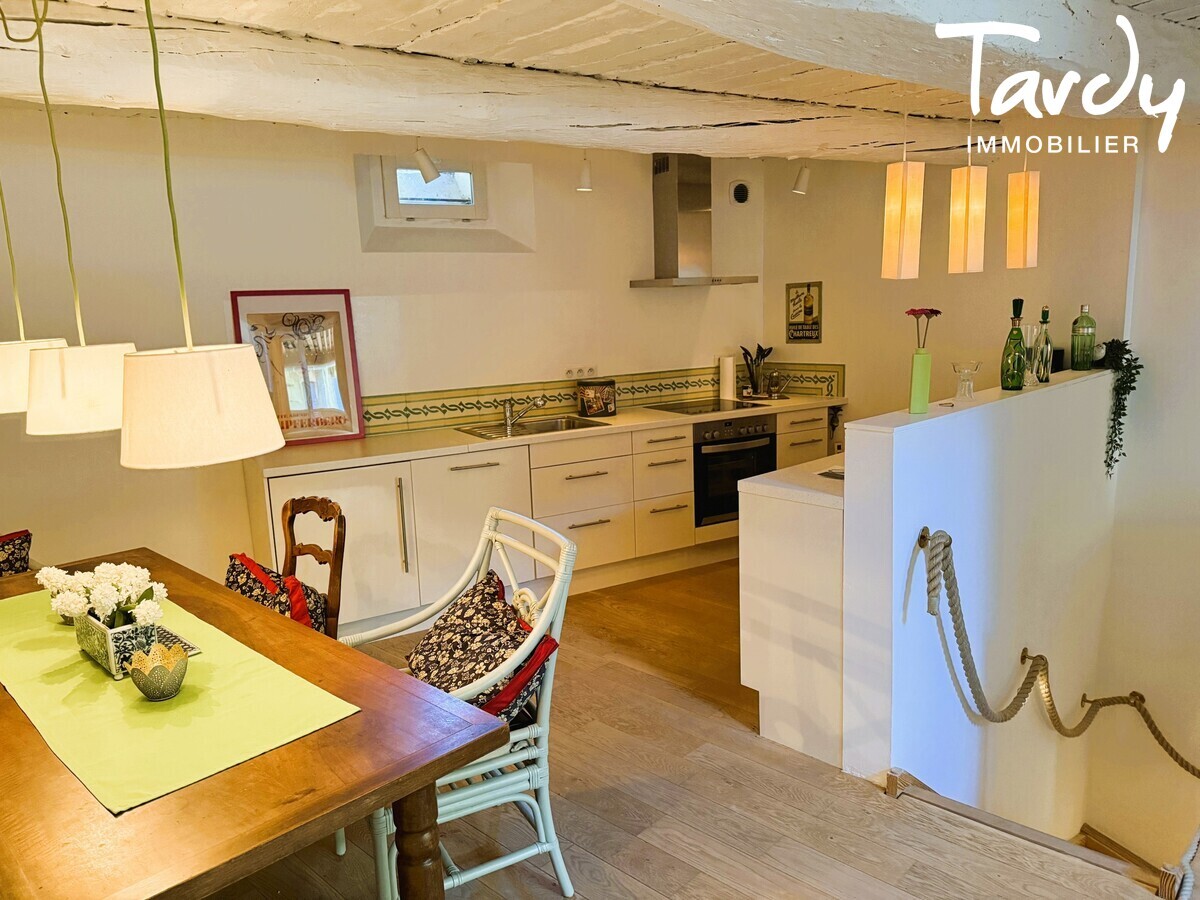 Adorable maison de village au cur du village - 84160 Lourmarin - Lourmarin