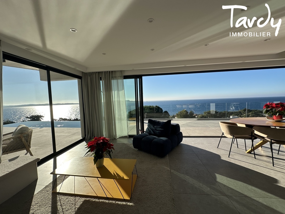 Villa vue mer panoramique & luxe contemporain  - Carqueiranne