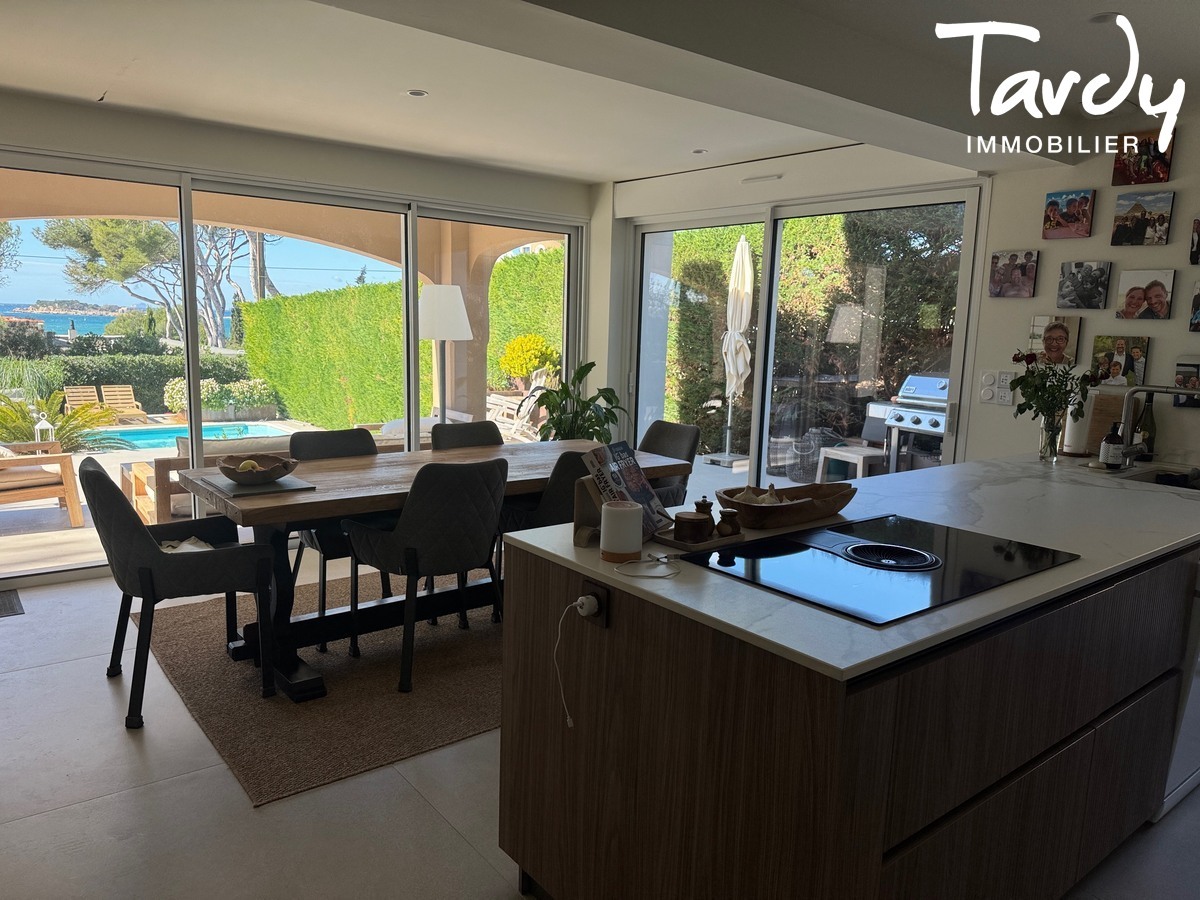 Villa vue mer, proche plage - 83110 SANARY SUR MER - Sanary-sur-Mer