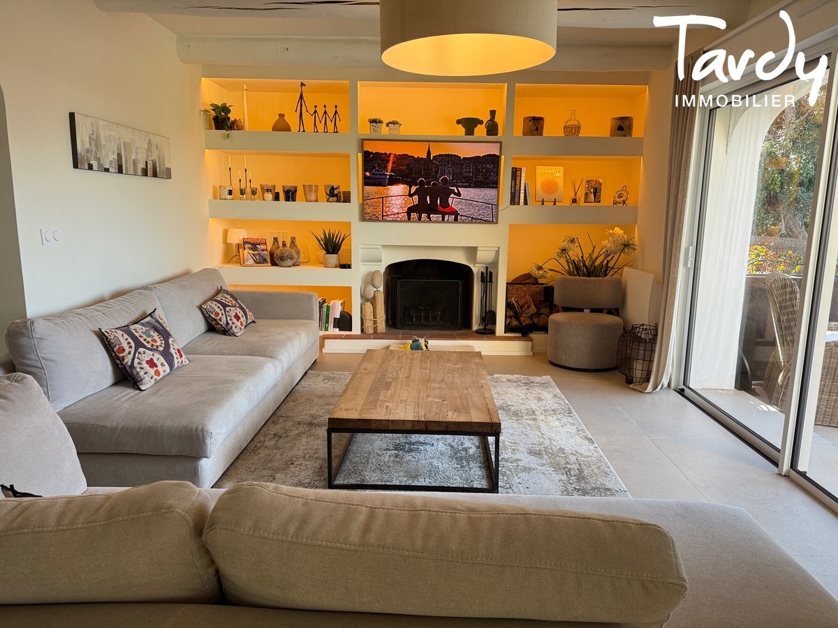 Villa vue mer, proche plage - 83110 SANARY SUR MER - Sanary-sur-Mer