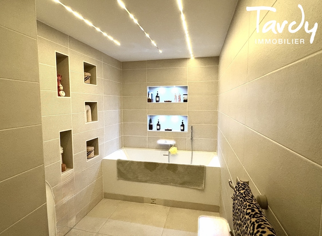 Superbe appartement r�sidence s�curis�e - MARSEILLE 8 �me  - Marseille