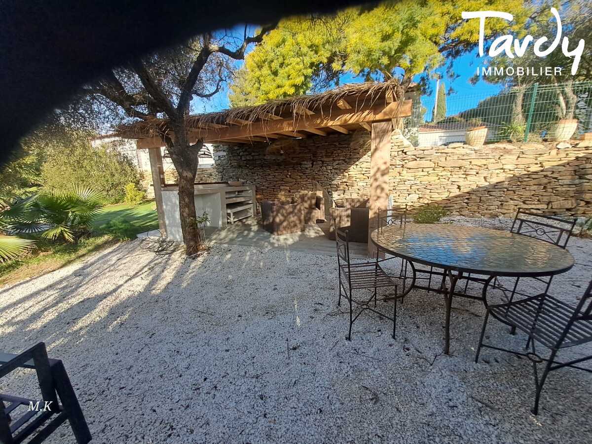 Villa jardin paysager et piscine - 83740 LA CADIERE D'AZUR - La Cadi�re-d'Azur