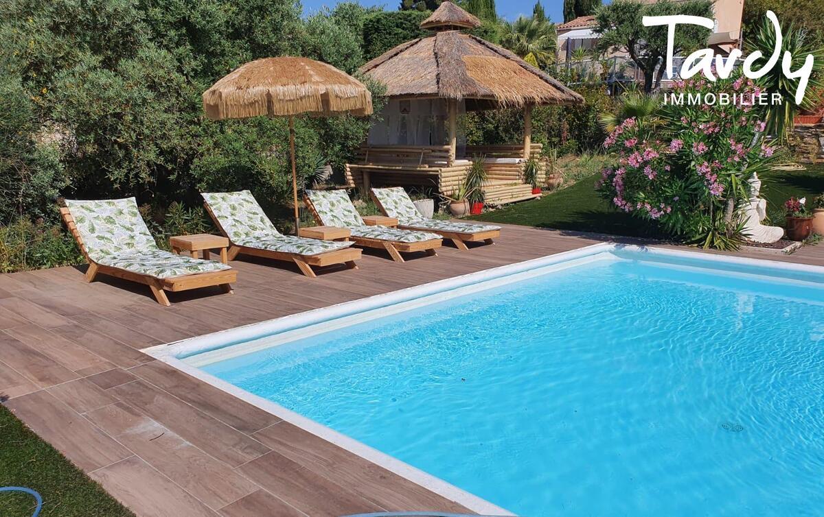 Villa �l�gante avec jardin paysager et piscine La Cadi�re-d�Azur - La Cadi�re-d'Azur