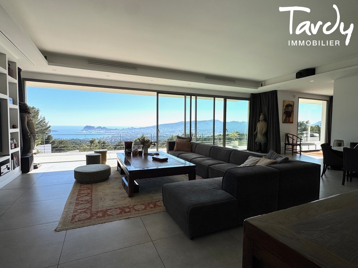 Villa contemporaine vue mer, 2 appartements - 13600 LA CIOTAT - La Ciotat - Villa vue mer la Ciotat 13600 Tardy Immobilier