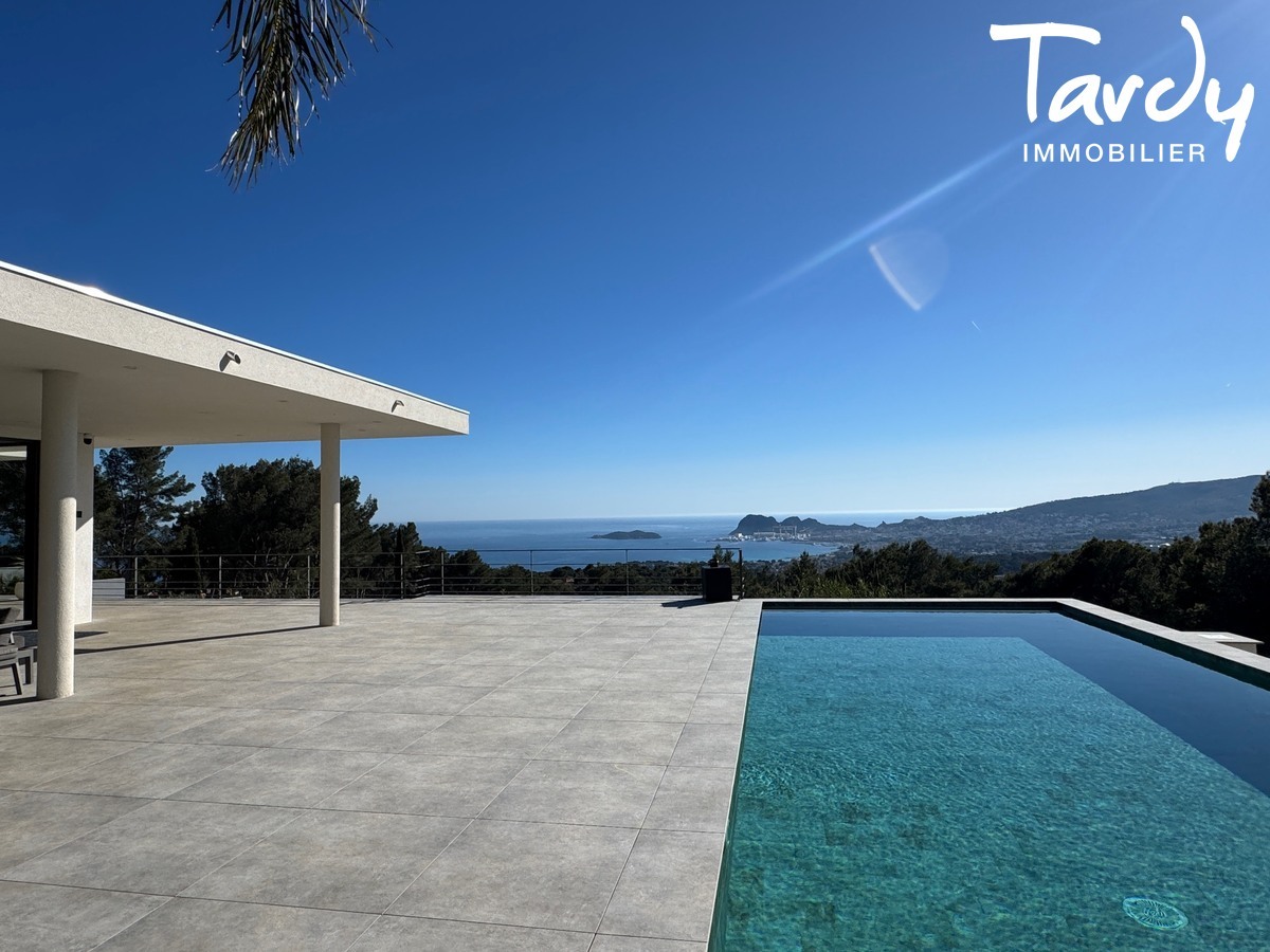 Villa contemporaine vue mer, 2 appartements - 13600 LA CIOTAT - La Ciotat - contemporaine La Ciotat vue mer Tardy Immobilier