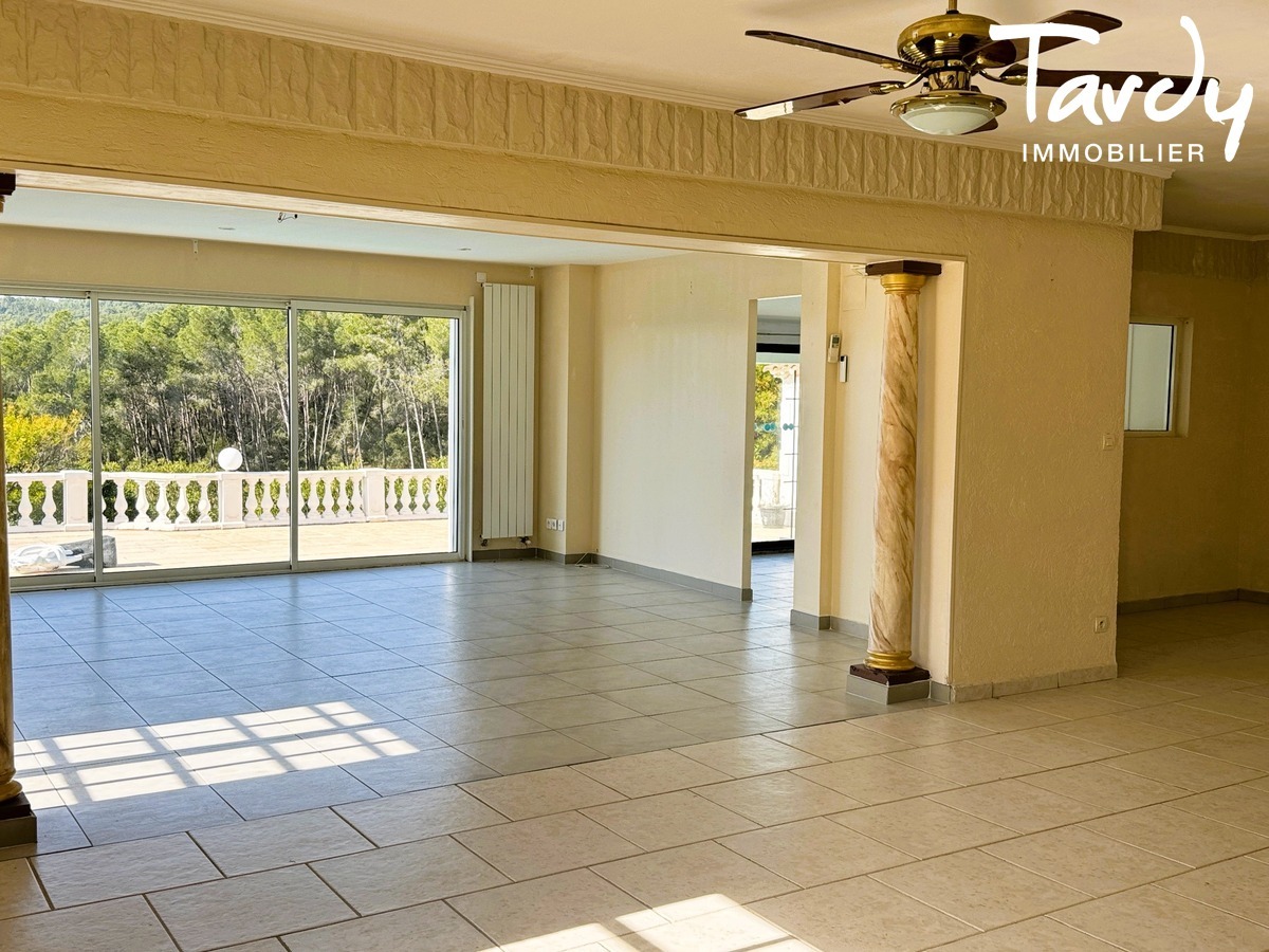 Villa vue mer et golf - 83270 - SAINT-CYR-SUR-MER  - Saint-Cyr-sur-Mer