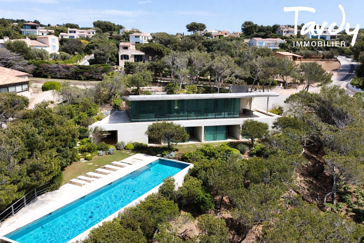Propri�t� vue et acc�s mer - 83150 BANDOL - Bandol