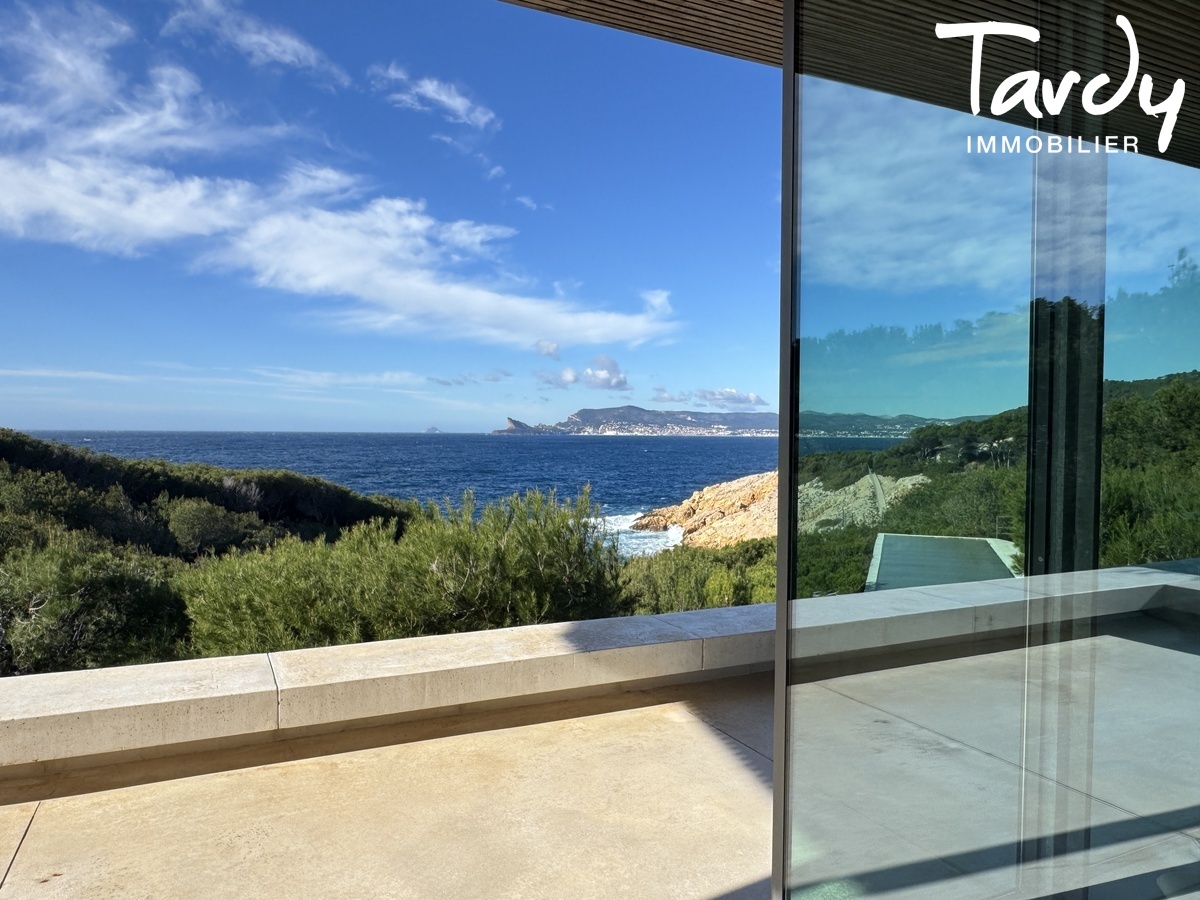 Propri�t� vue et acc�s mer - 83150 BANDOL - Bandol