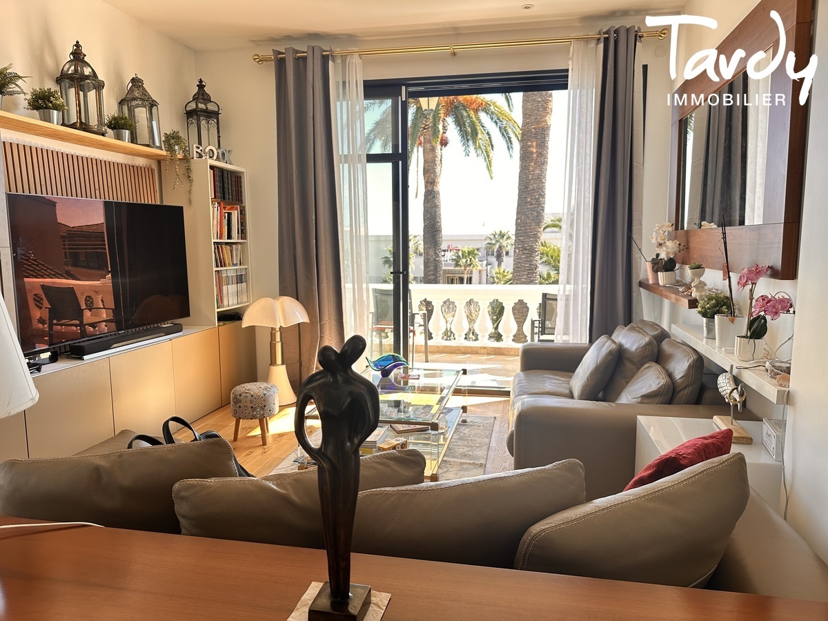 Vue mer, plage � pied, maison de caract�re Bandol 83150 - Bandol - villa plage a pied - Bandol - Tardy Immobilier