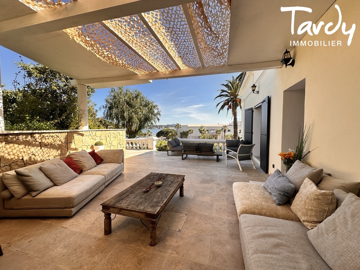 Vue mer, plage � pied, maison de caract�re Bandol 83150 - Bandol - maison appartement - 83150 - Tardy Immobilier