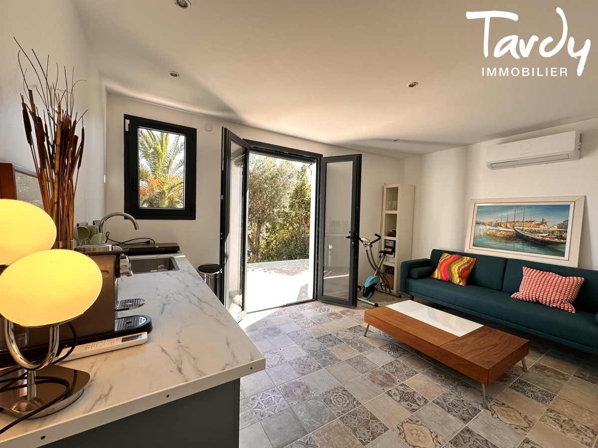 Vue mer, plage � pied, maison de caract�re Bandol 83150 - Bandol