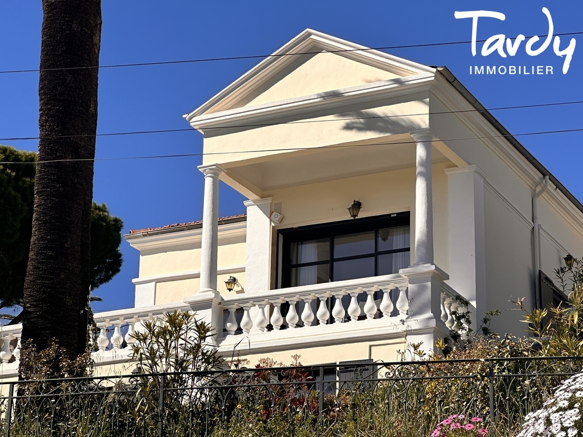 Vue mer, plage � pied, maison de caract�re Bandol 83150 - Bandol