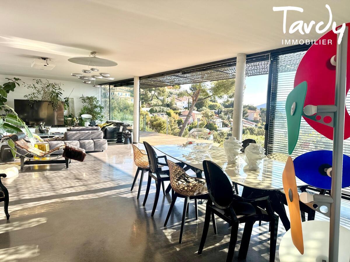 Contemporaine d'architecte vue mer - 83200 TOULON - Toulon - terrasse panoramique - 83200 - Tardy Immobilier