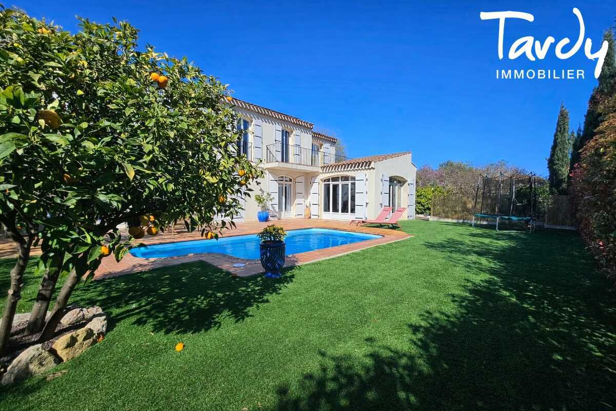 Villa d'exception - 8 P - 5 Chambres - 83000 CAP BRUN - TOULON - Toulon
