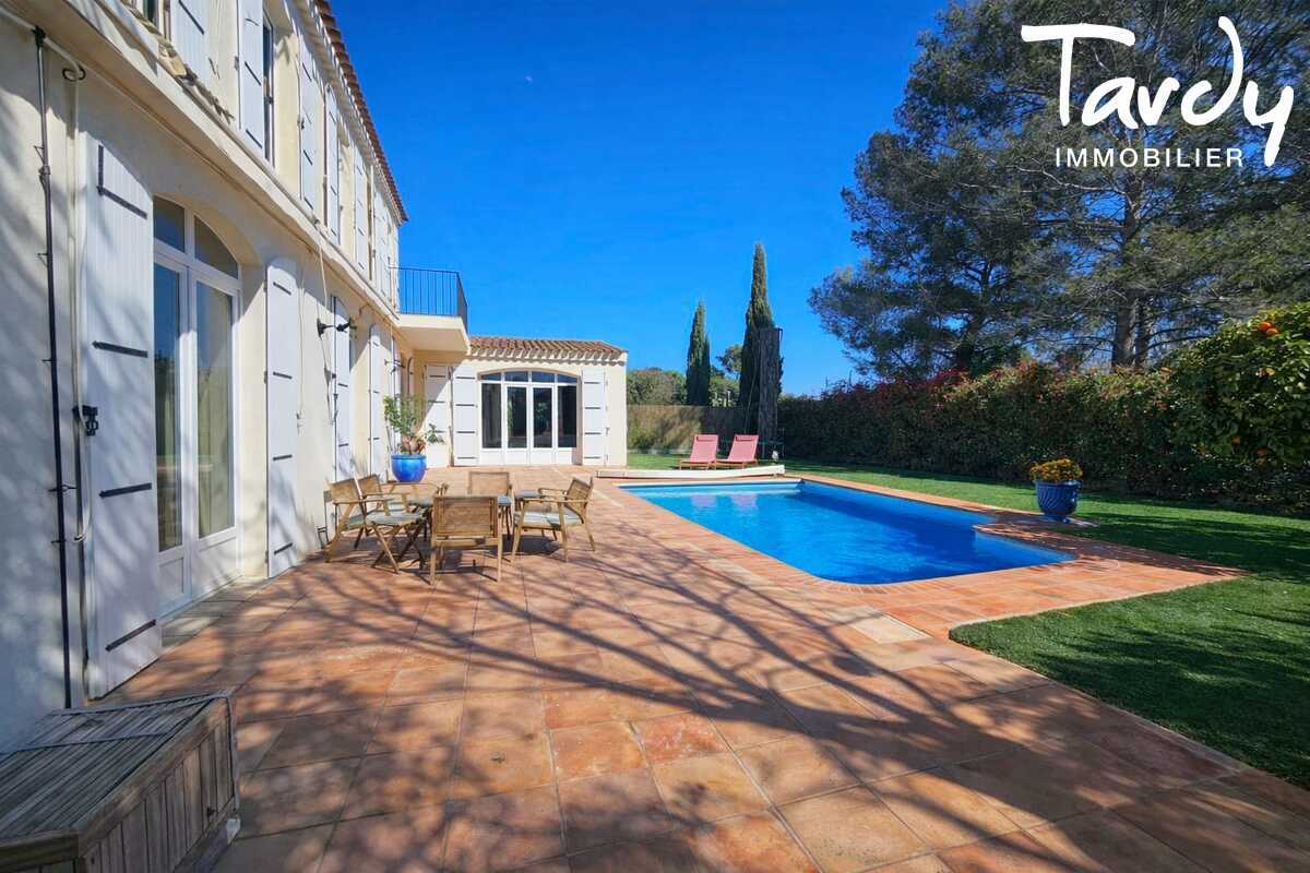 Villa d'exception - 8 P - 5 Chambres - 83000 CAP BRUN - TOULON - Toulon