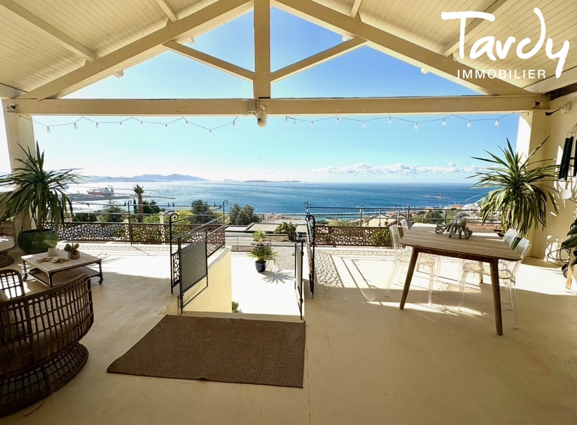 Vue F�erique sur la rade de Marseille - 13016 Marseille  - Marseille 16�me