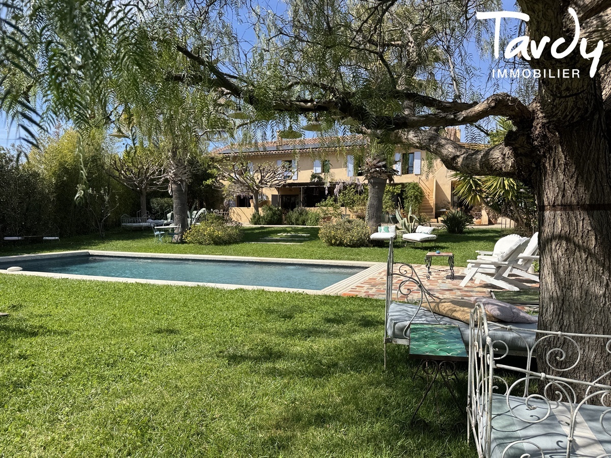 Bastide Campagne proche Mer - 83270 SAINT CYR SUR MER - Saint-Cyr-sur-Mer - Bastide de charme saint Cyr sur Mer Tardy Immobilier