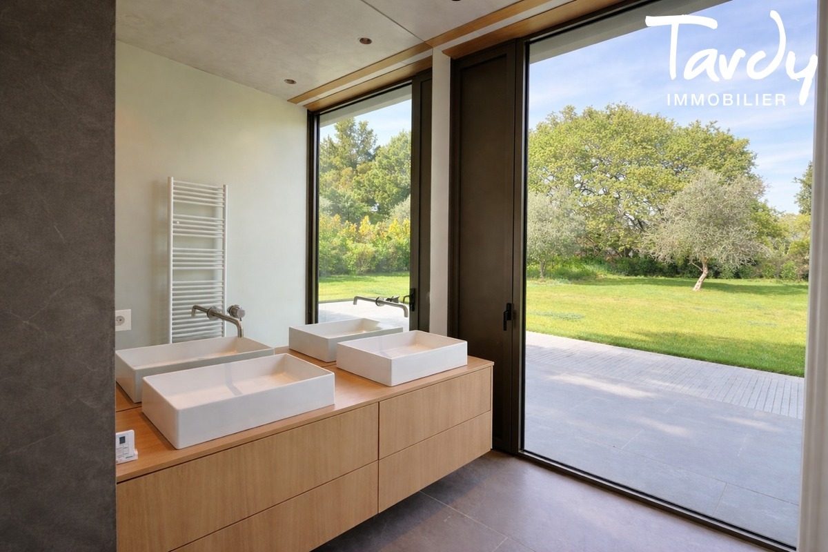 Villa contemporaine, 5 min. du cente - 13100 AIX-EN-PROVENCE  - Aix-en-Provence