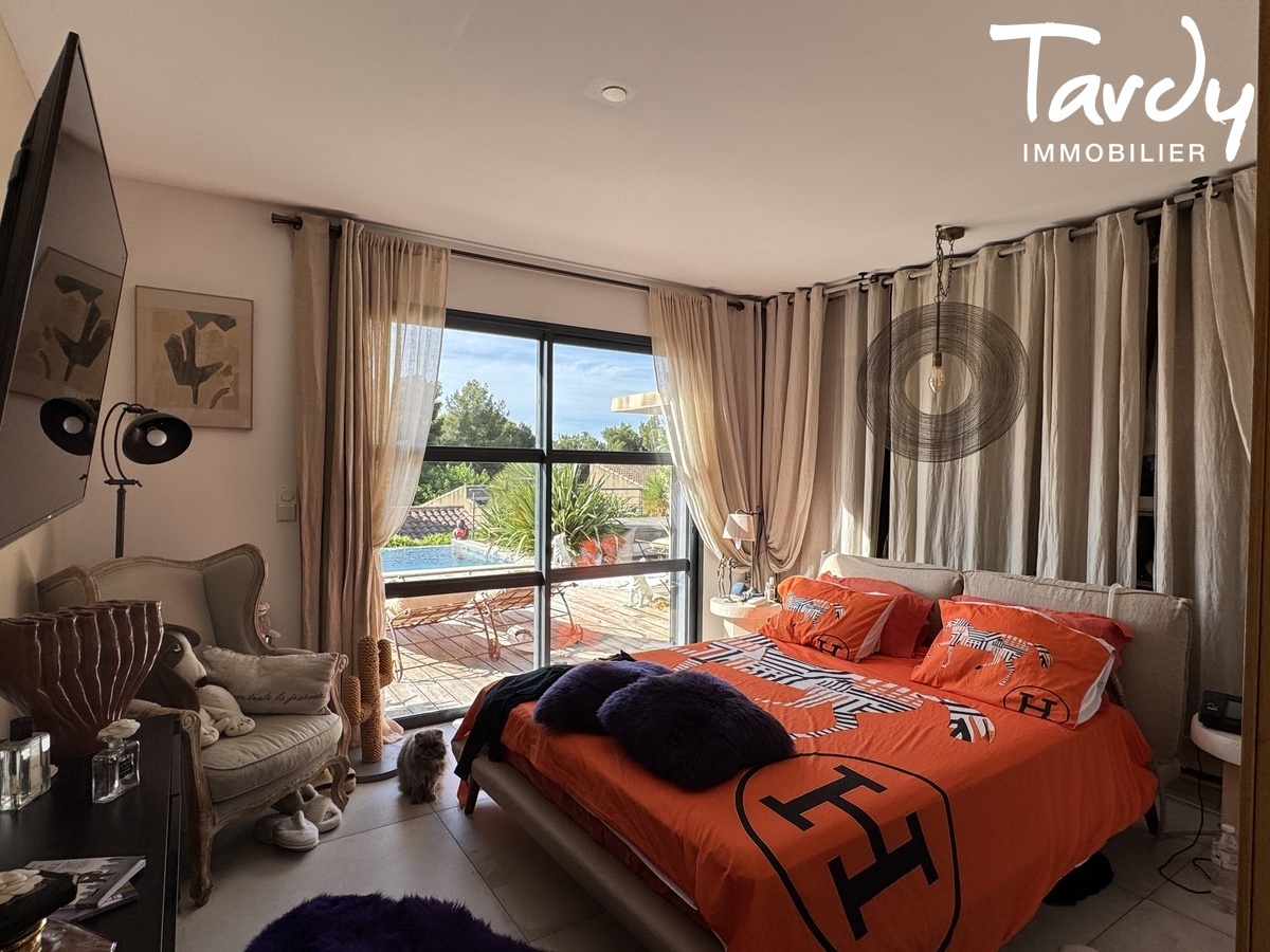 Villa contemporaine proche plage, vue mer - 83270 SAINT-CYR-SUR-MER - Saint-Cyr-sur-Mer