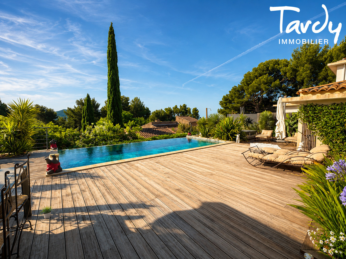 Villa contemporaine proche plage, vue mer - 83270 SAINT-CYR-SUR-MER - Saint-Cyr-sur-Mer