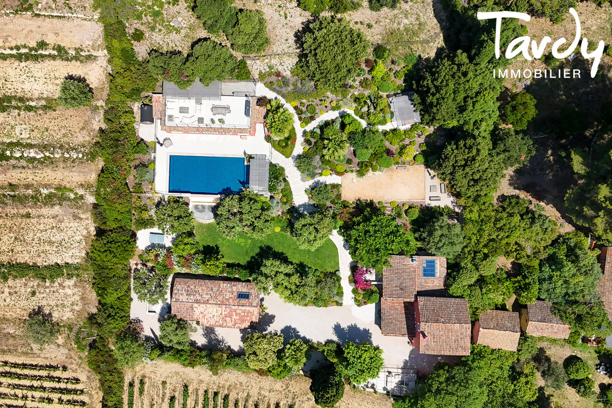 Exceptionnelle Propri�t� Familiale - 13260 CASSIS - Cassis