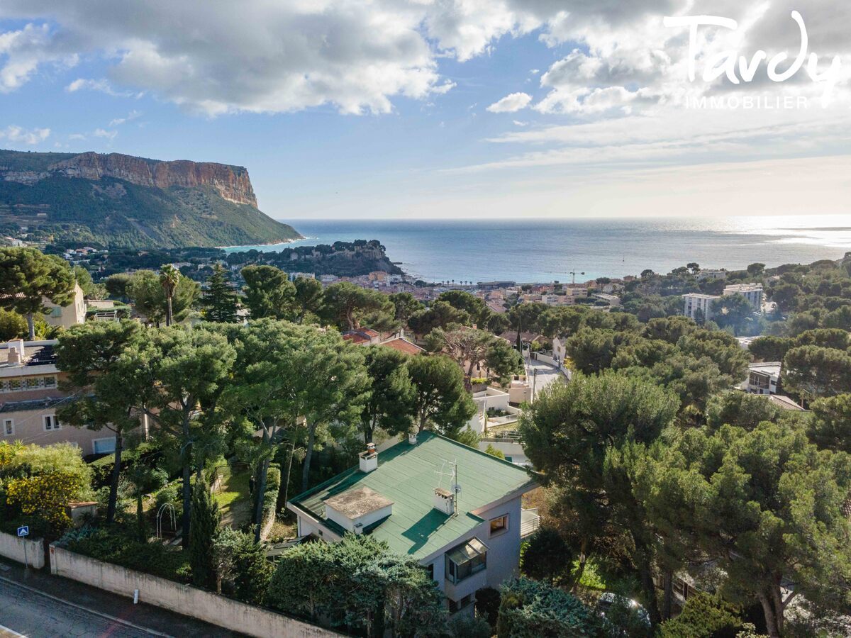 Villa ancienne avec travaux - 13260 CASSIS - Cassis