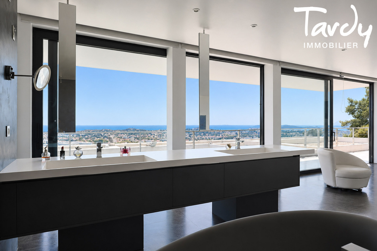Villa Vue mer panoramique � TOULON 83200 - Toulon