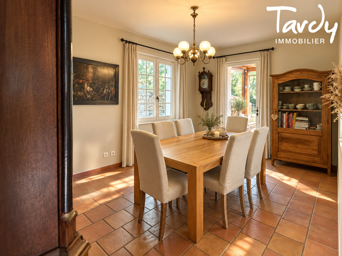 Villa de charme, Vue d�gag�e - 83190 OLLIOULES  - Ollioules