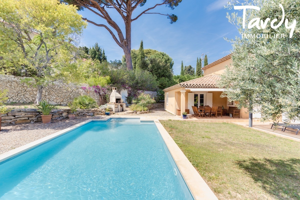 Villa proche du village dans un clos ferm� - 13260 CASSIS - Cassis