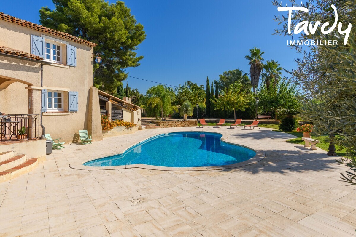 Villa Vue Mer - 83740 LA CADIERE D'AZUR - La Cadi�re-d'Azur