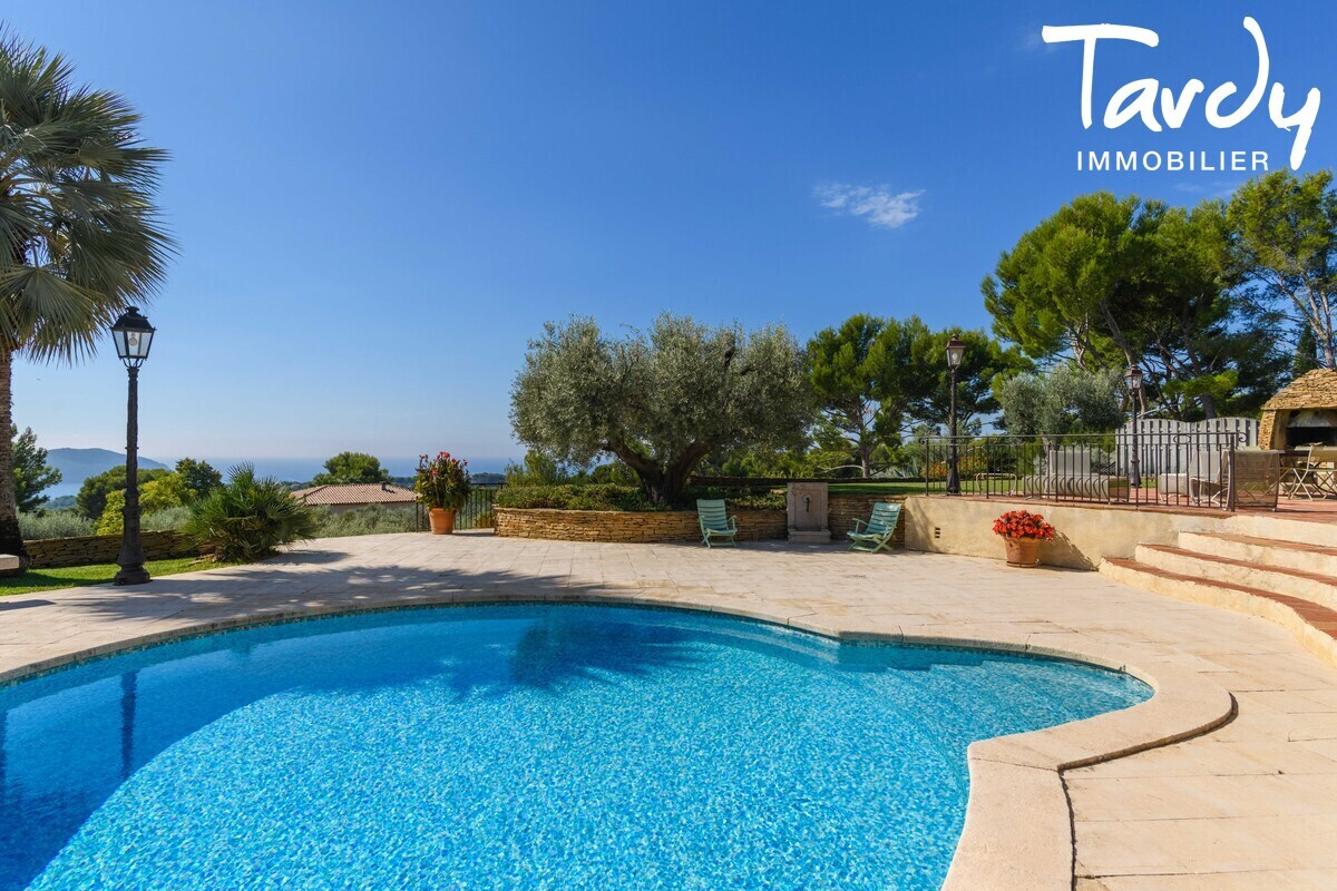 Villa Vue Mer - 83740 LA CADIERE D'AZUR - La Cadi�re-d'Azur