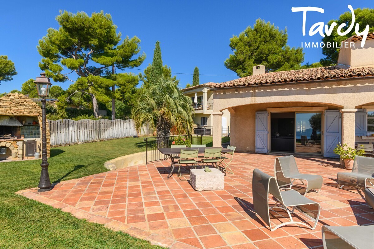 Villa Vue Mer - 83740 LA CADIERE D'AZUR - La Cadi�re-d'Azur