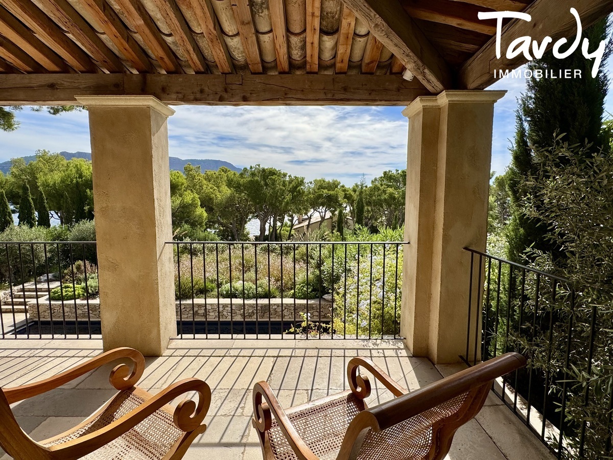 Villa Vue mer � Avenue Jean-Jacques Garcin, face au Cap Canaille - 13260 CASSIS - Cassis