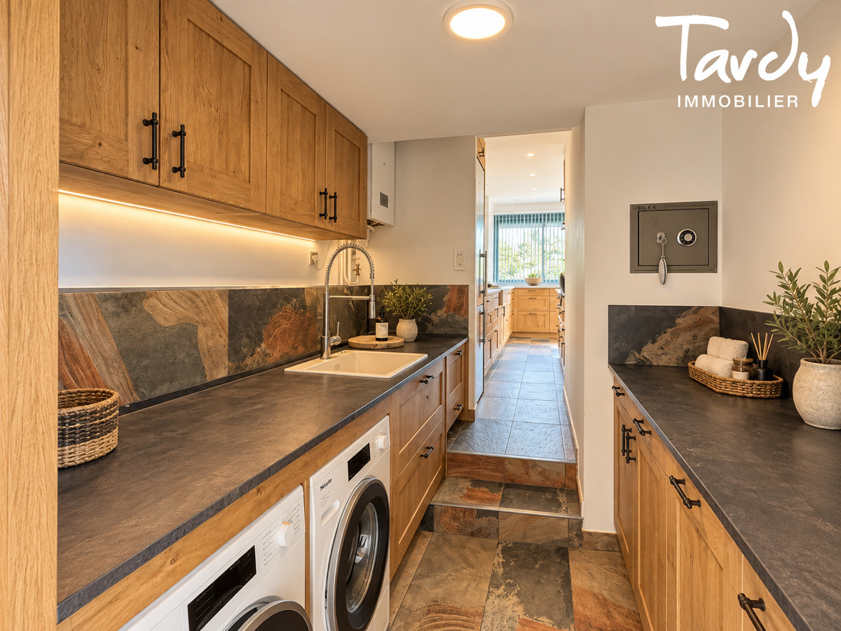 Attique avec jardin face � la mer - 83500 TAMARIS SUR MER - Tamaris sur Mer