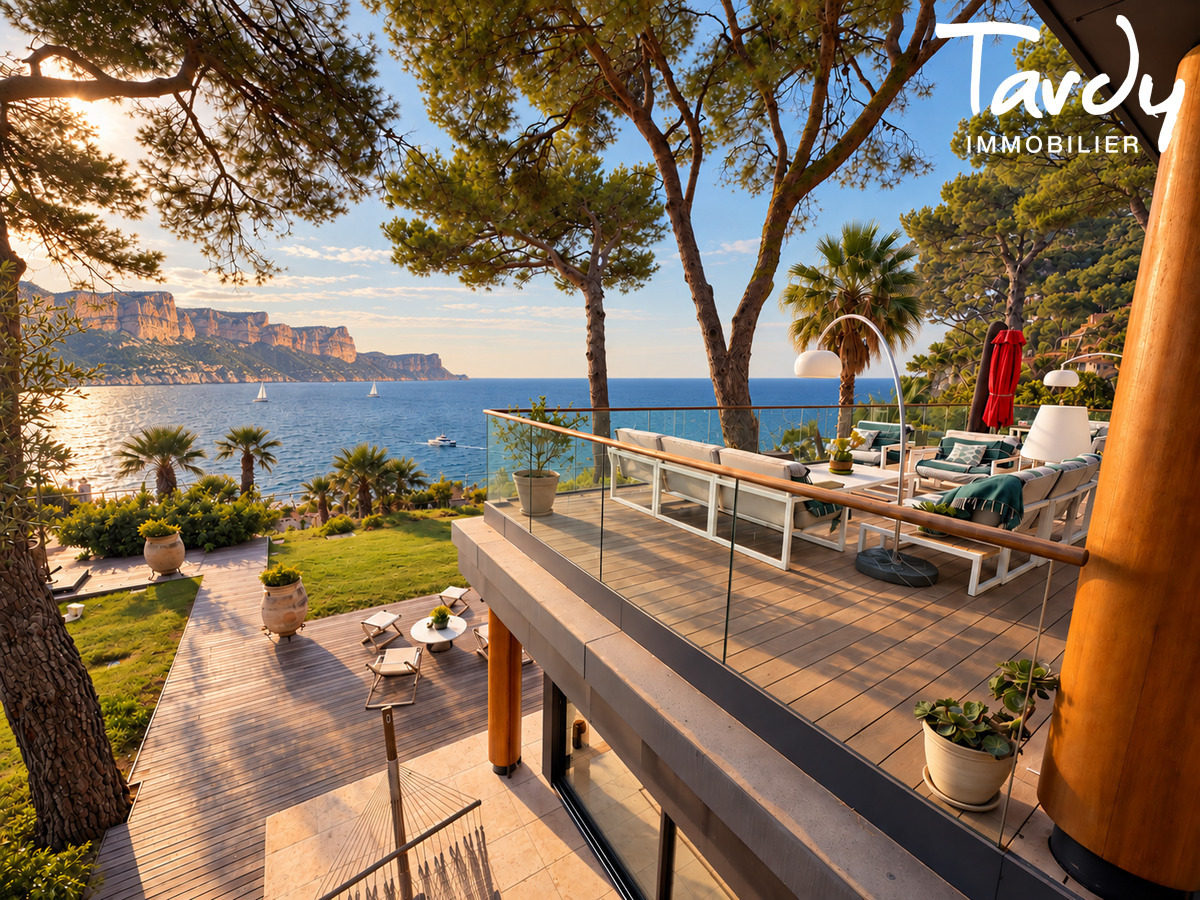 Propri�t� les Pieds dans l'eau - 13260 CASSIS - Cassis